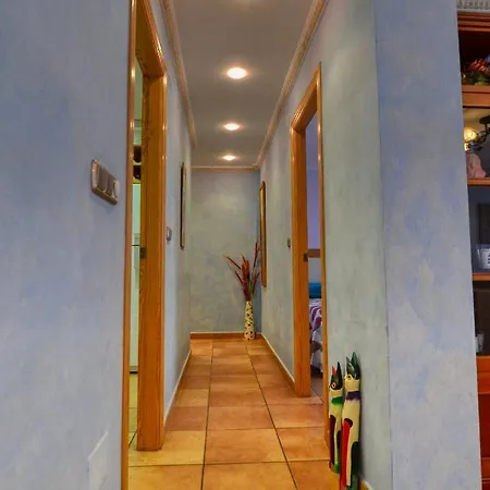 Espacious 4b In 2ºrow Of Cura Beach Appartement