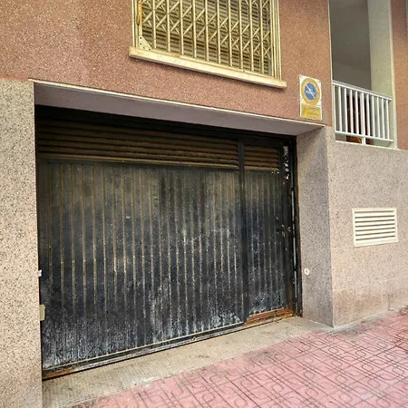 Appartement Espacious 4b In 2ºrow Of Cura Beach *