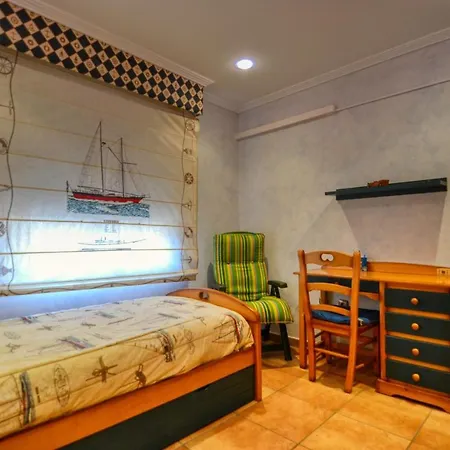 Espacious 4b In 2ºrow Of Cura Beach Appartement